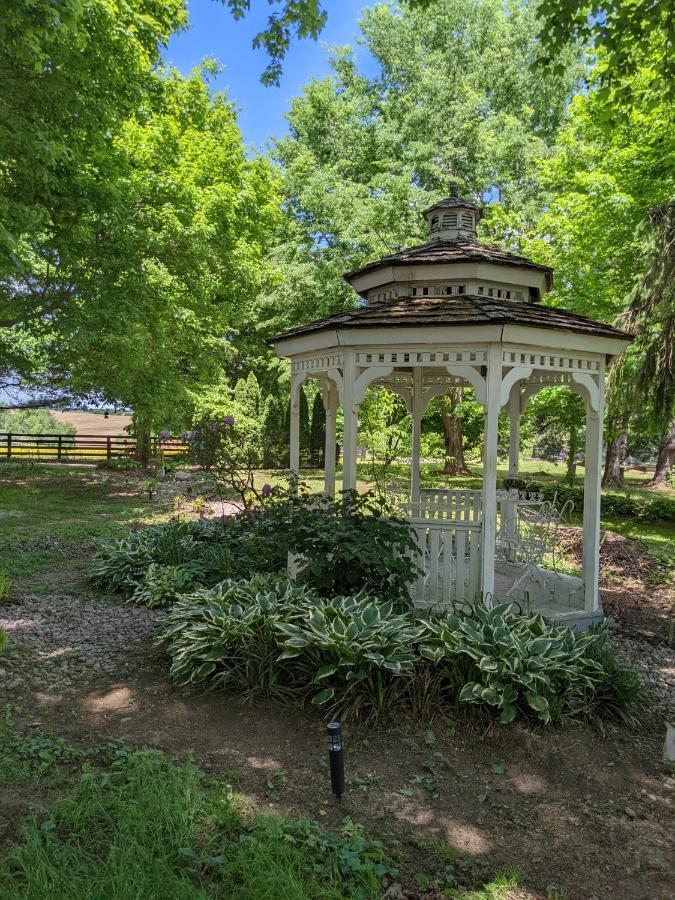 Maple Hill Manor Bed & Breakfast Springfield Bagian luar foto