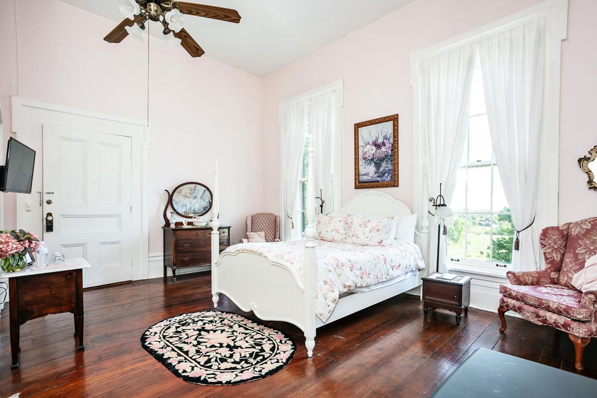 Maple Hill Manor Bed & Breakfast Springfield Bagian luar foto