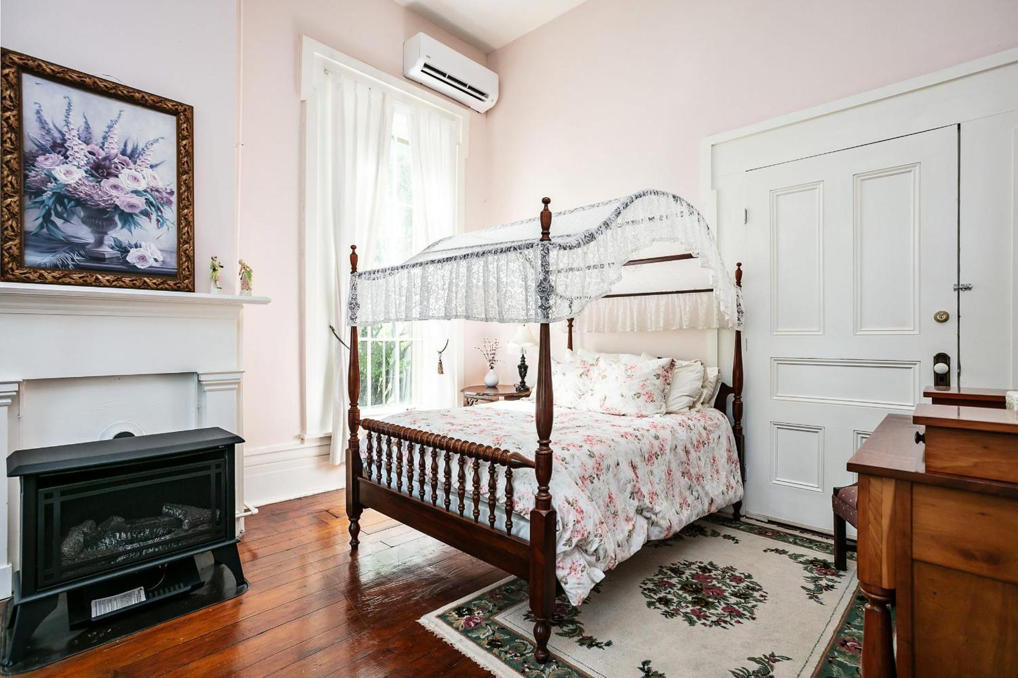 Maple Hill Manor Bed & Breakfast Springfield Bagian luar foto