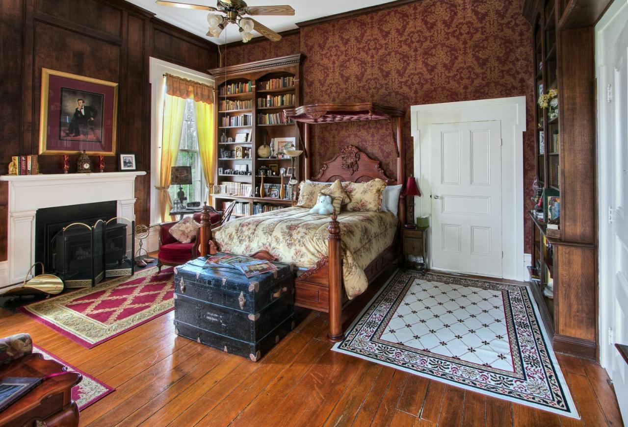 Maple Hill Manor Bed & Breakfast Springfield Bagian luar foto