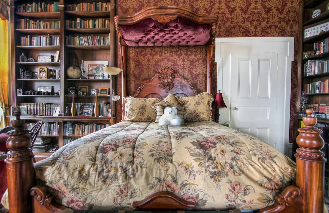 Maple Hill Manor Bed & Breakfast Springfield Bagian luar foto
